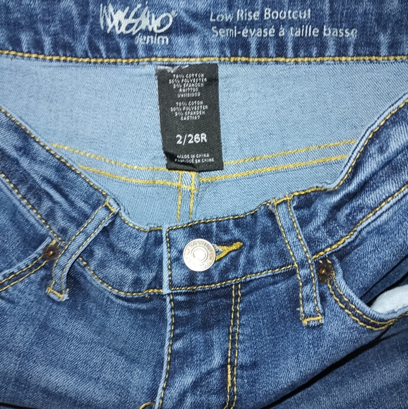 Mossimo - Picture 5 of 5